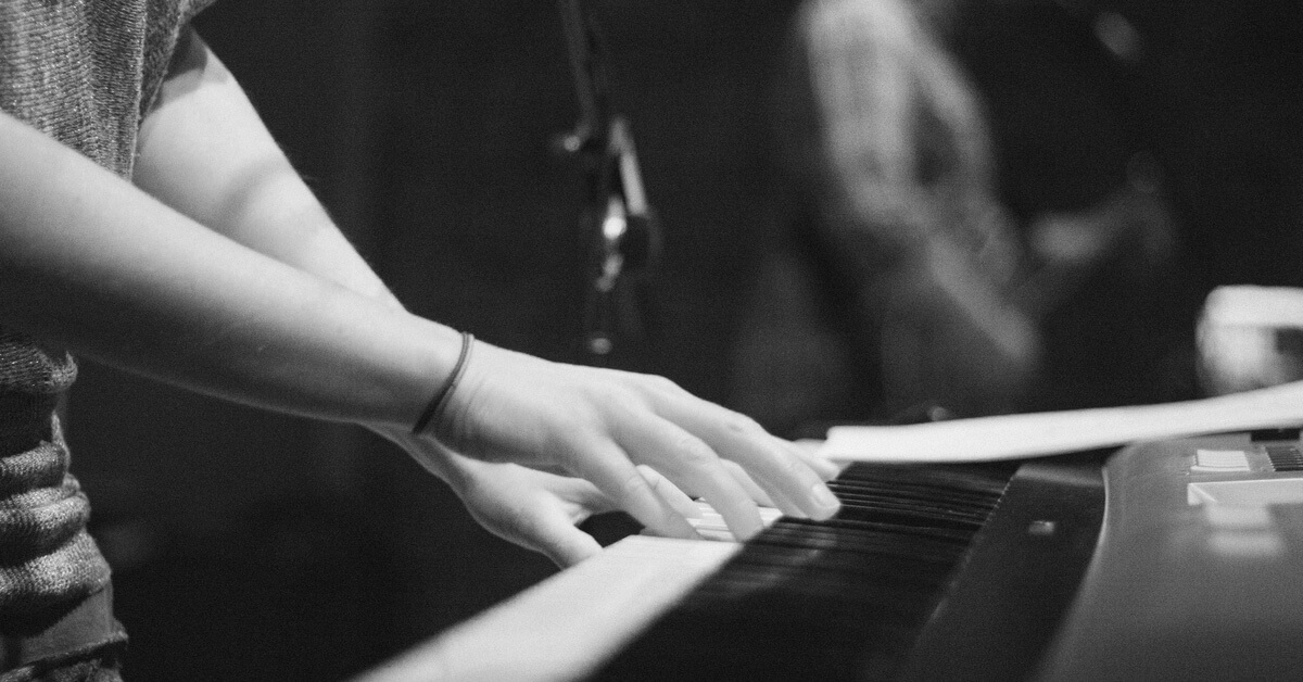 3 Ways to Teach Your Worship Team to Play by Ear